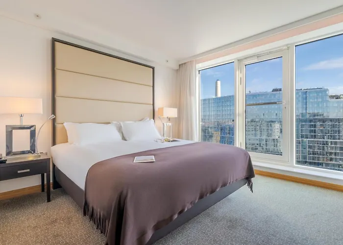 Pestana Chelsea Bridge & SpaSpa Hotel